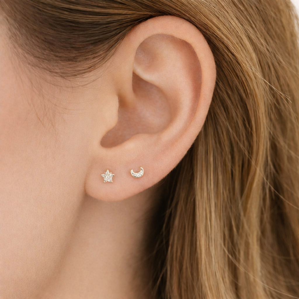 ASTORÍA Astra silfureyrnalokkar með zirkonia