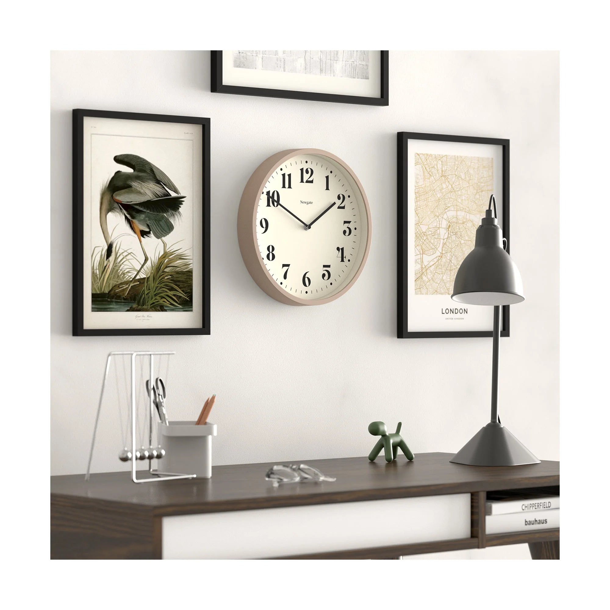 NEWGATE Number Four beige veggklukka 30cm