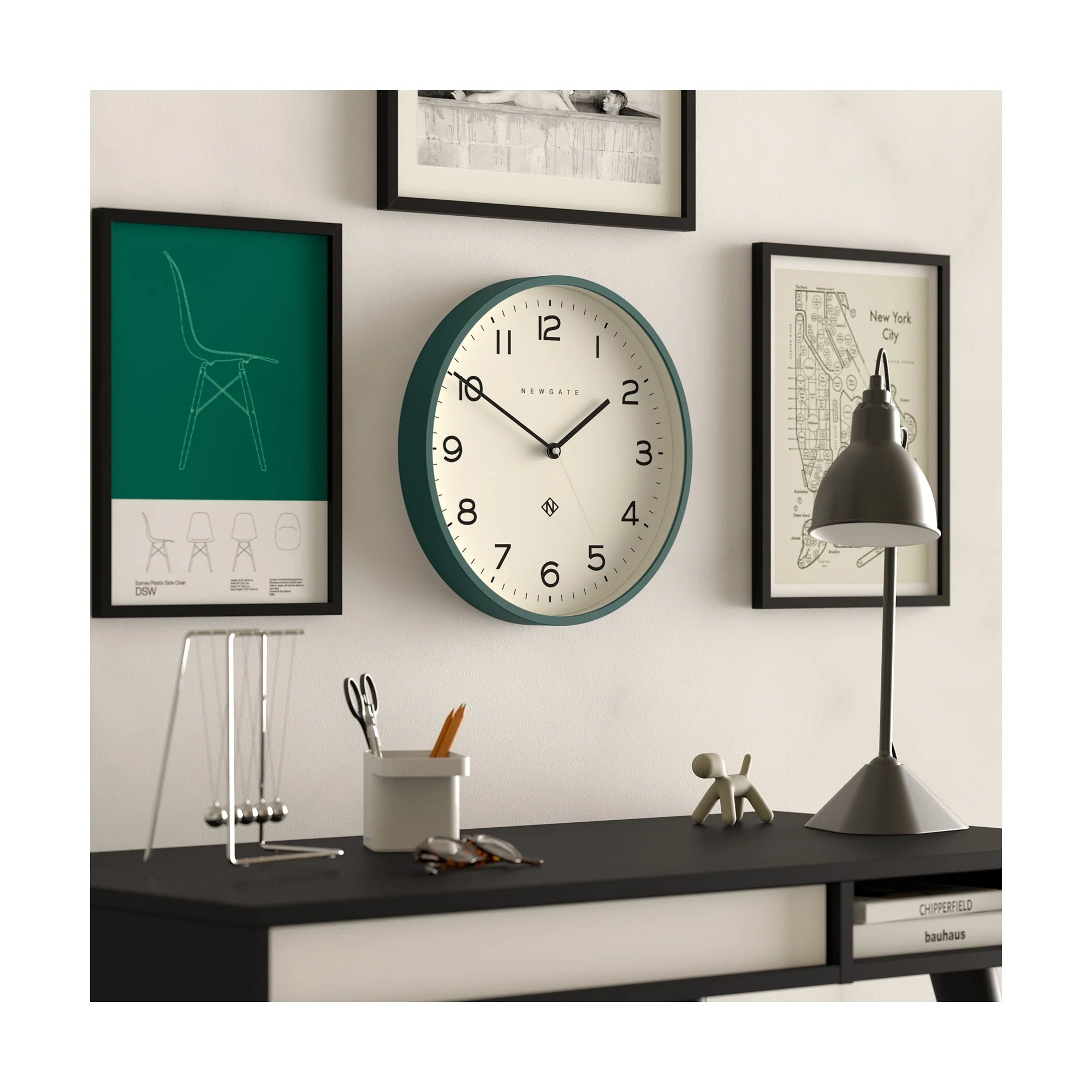 NEWGATE Number Three græn veggklukka 37cm