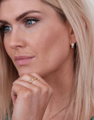 VERA DESIGN XO gylltur silfurhringur með kampavínslitum zirkonia