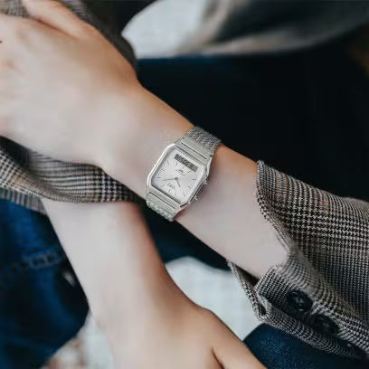 CASIO Vintage AQ-230EM-7AEF