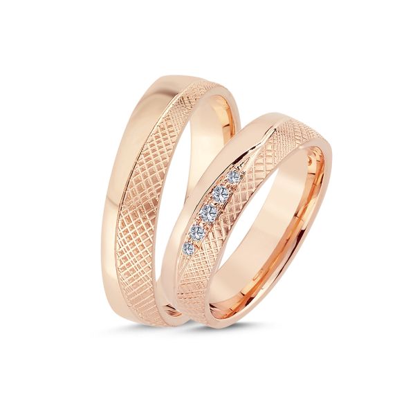 Giftingarhringur 14kt með skáskornu munstri