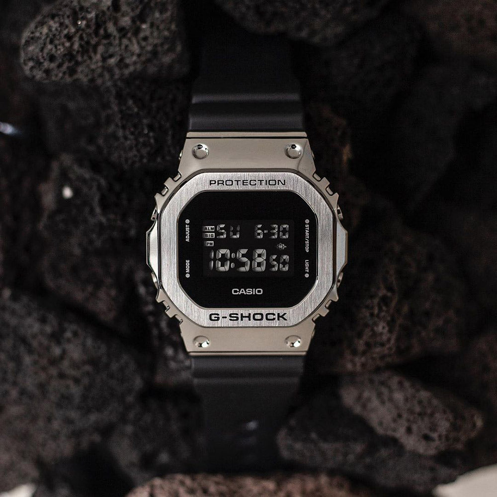 CASIO G-Shock GM-5600-1ER