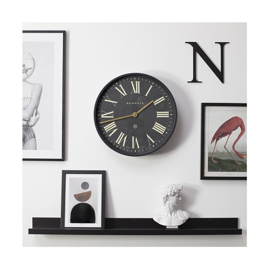 NEWGATE Mr. Butler Veggklukka 45cm