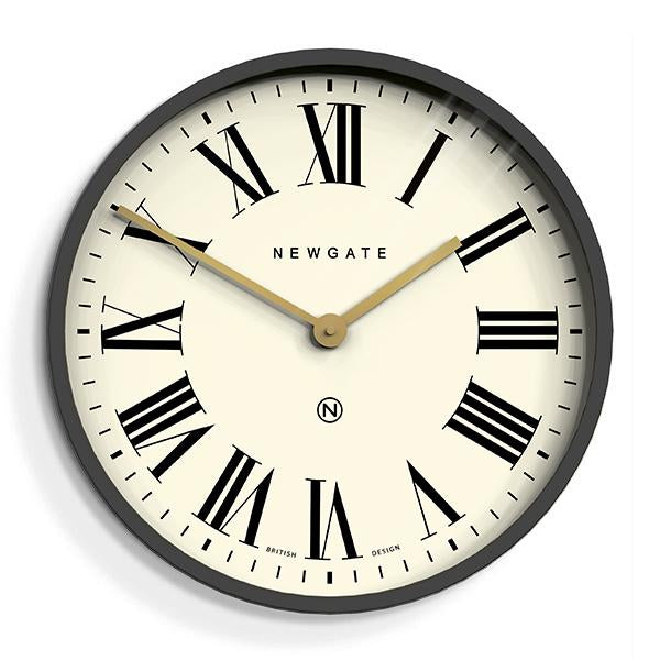 NEWGATE Mr. Butler Veggklukka 45cm