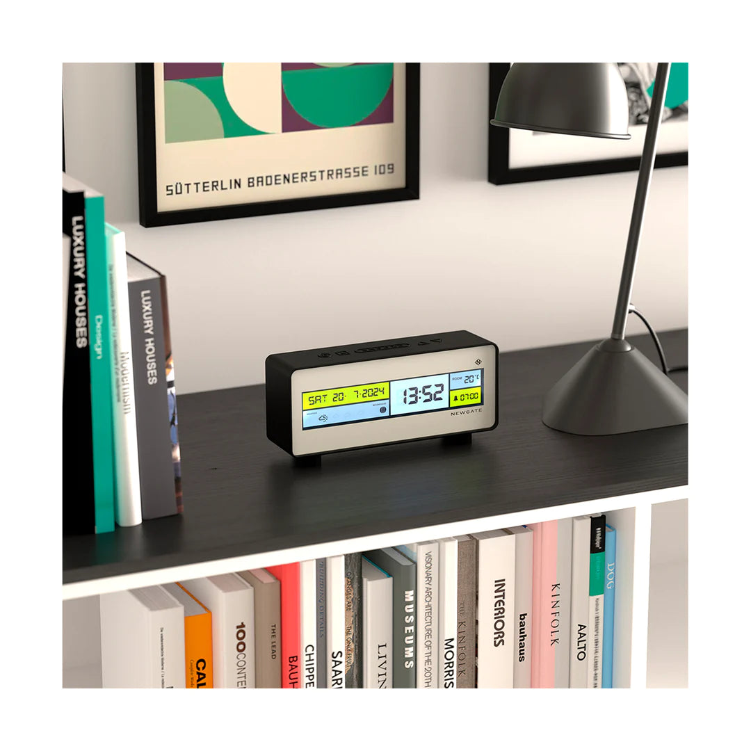 SPACE HOTEL Futurama LED stafræn borð/vekjaraklukka