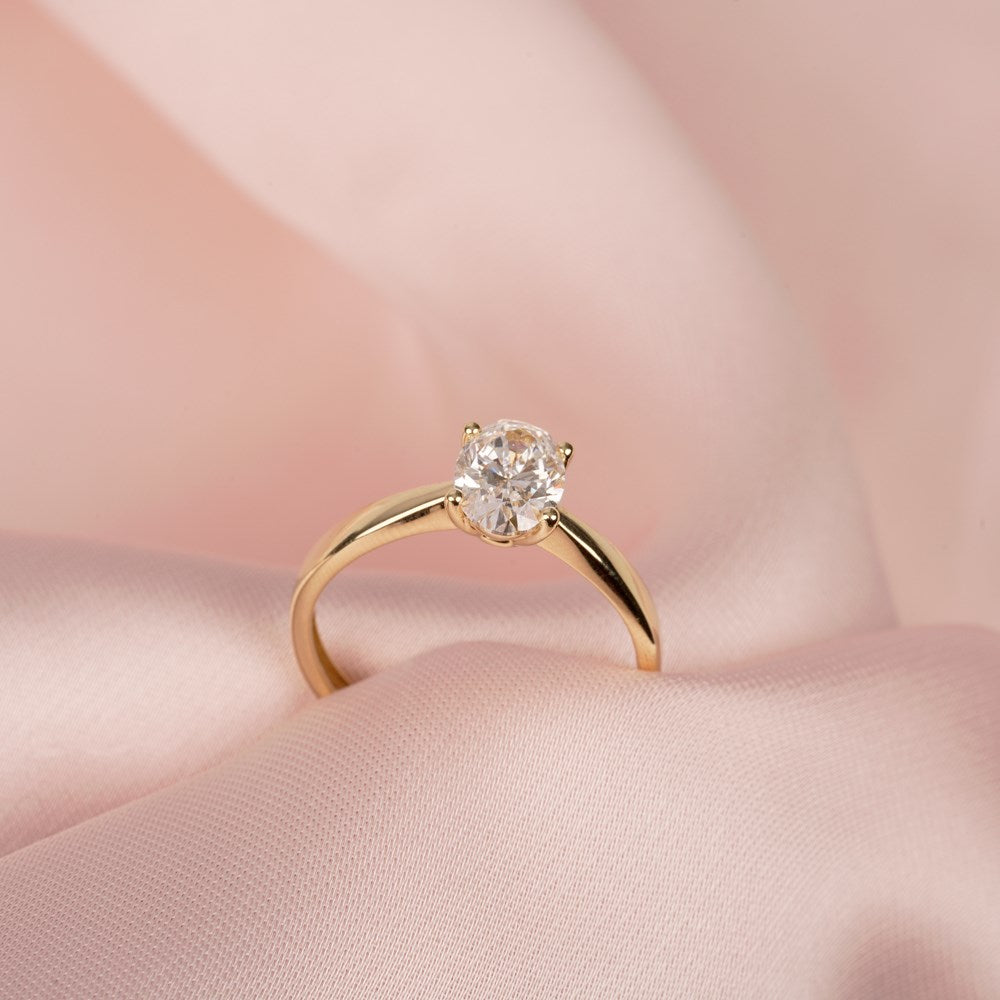 SIERSBØL LUXURY 14kt gullhringur með sporöskjulaga lab grown demanti 1,00ct ●660500