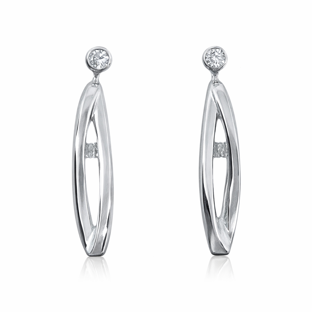 Hvítagullseyrnalokkar 14kt með 0.04ct demöntum