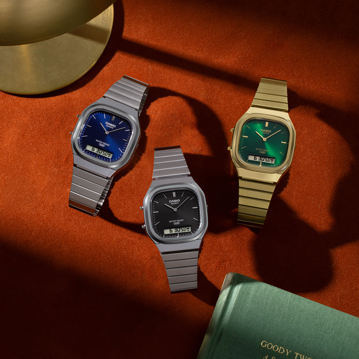 CASIO Vintage AQ-240E-2A2EF