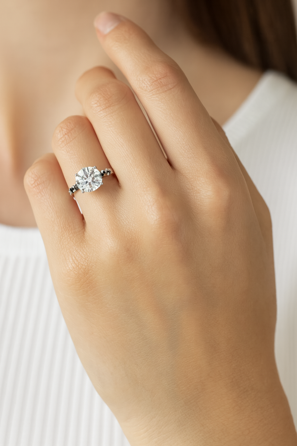 LAUPUR Solitaire trúlofunarhringur 14k hvítagull með 1.1ct VVS Lab Grown demanti