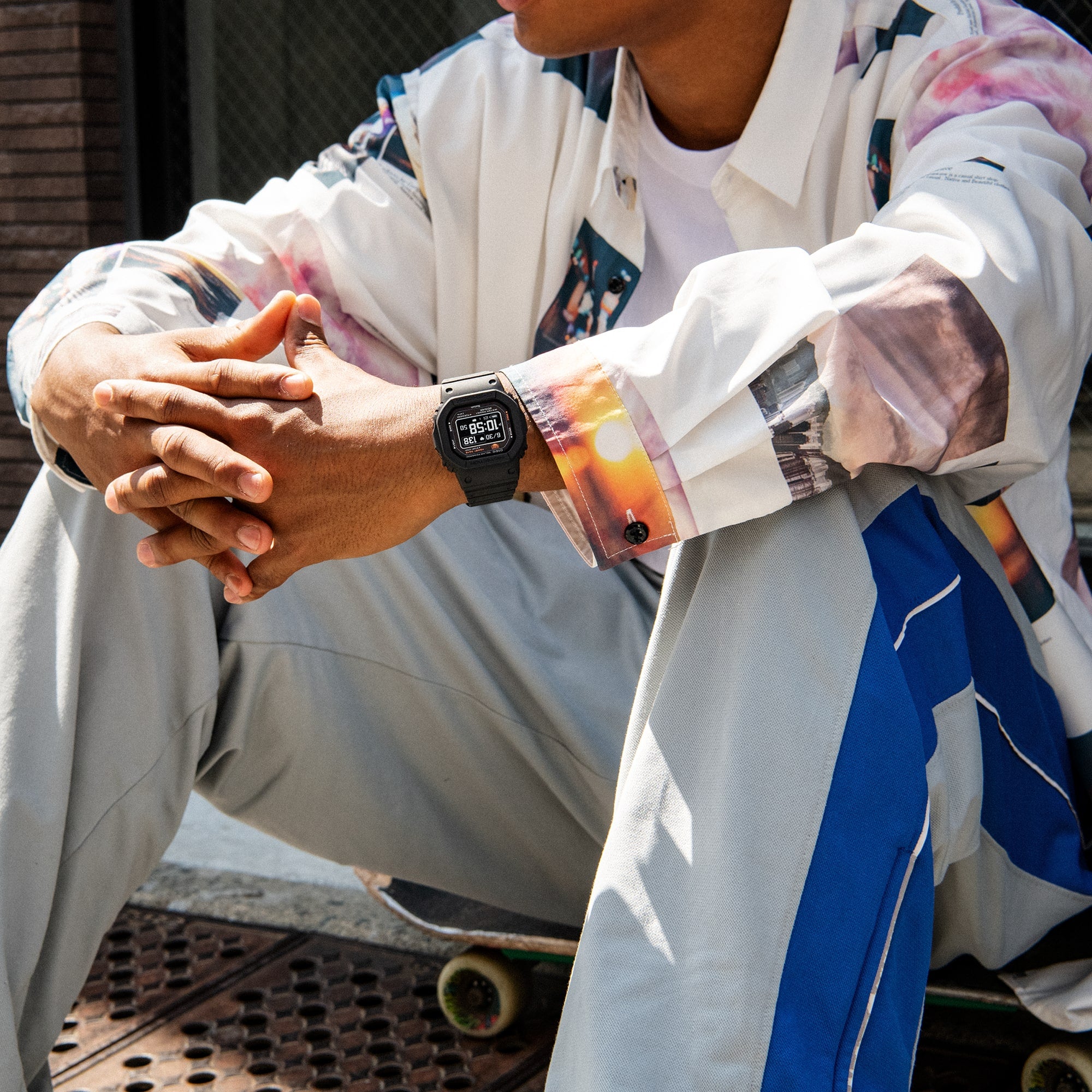 CASIO G-Shock G-Squad DW-H5600-1ER Snjallúr - Púlsmælir
