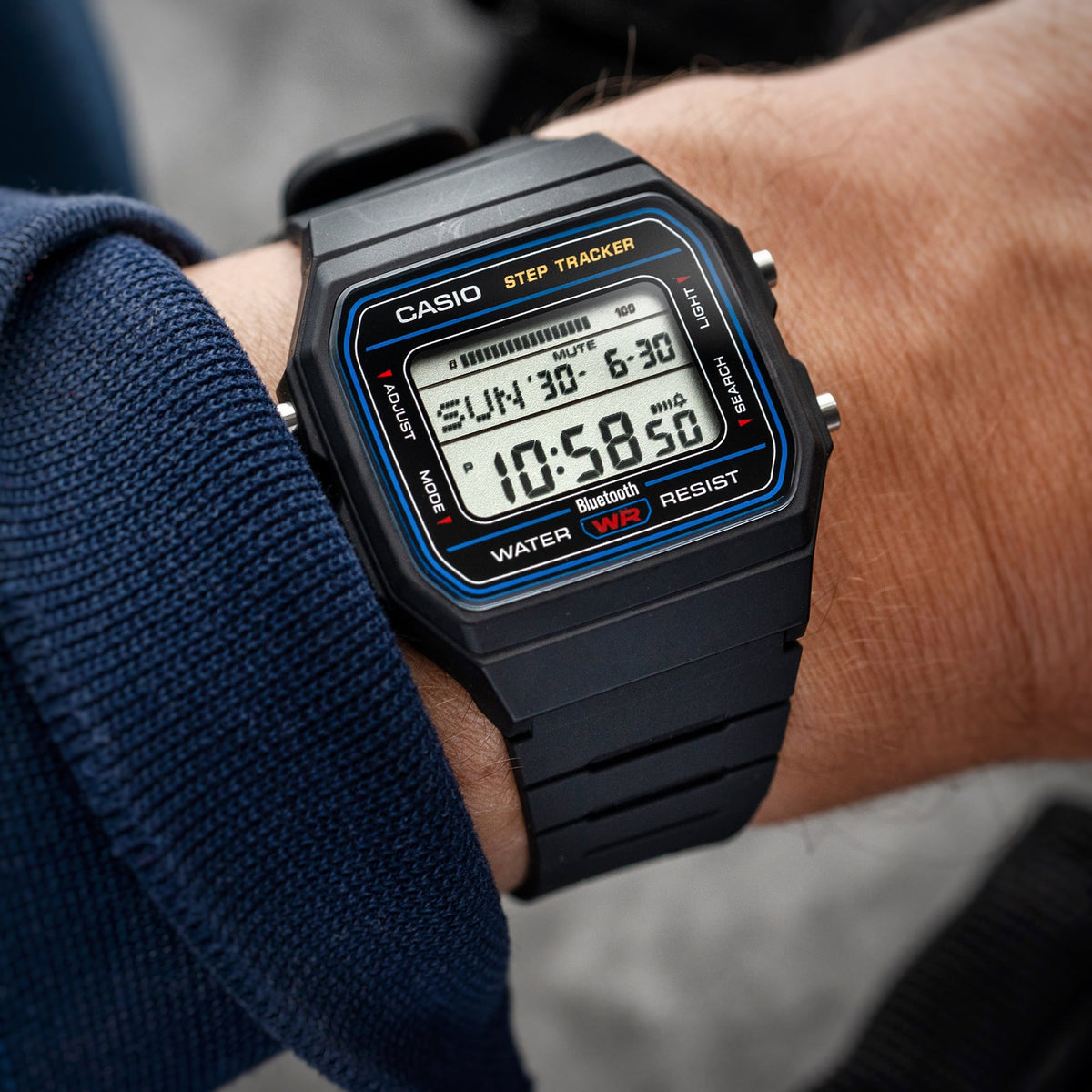 CASIO Timeless Collection F-B100W-1AEF Snjallúr