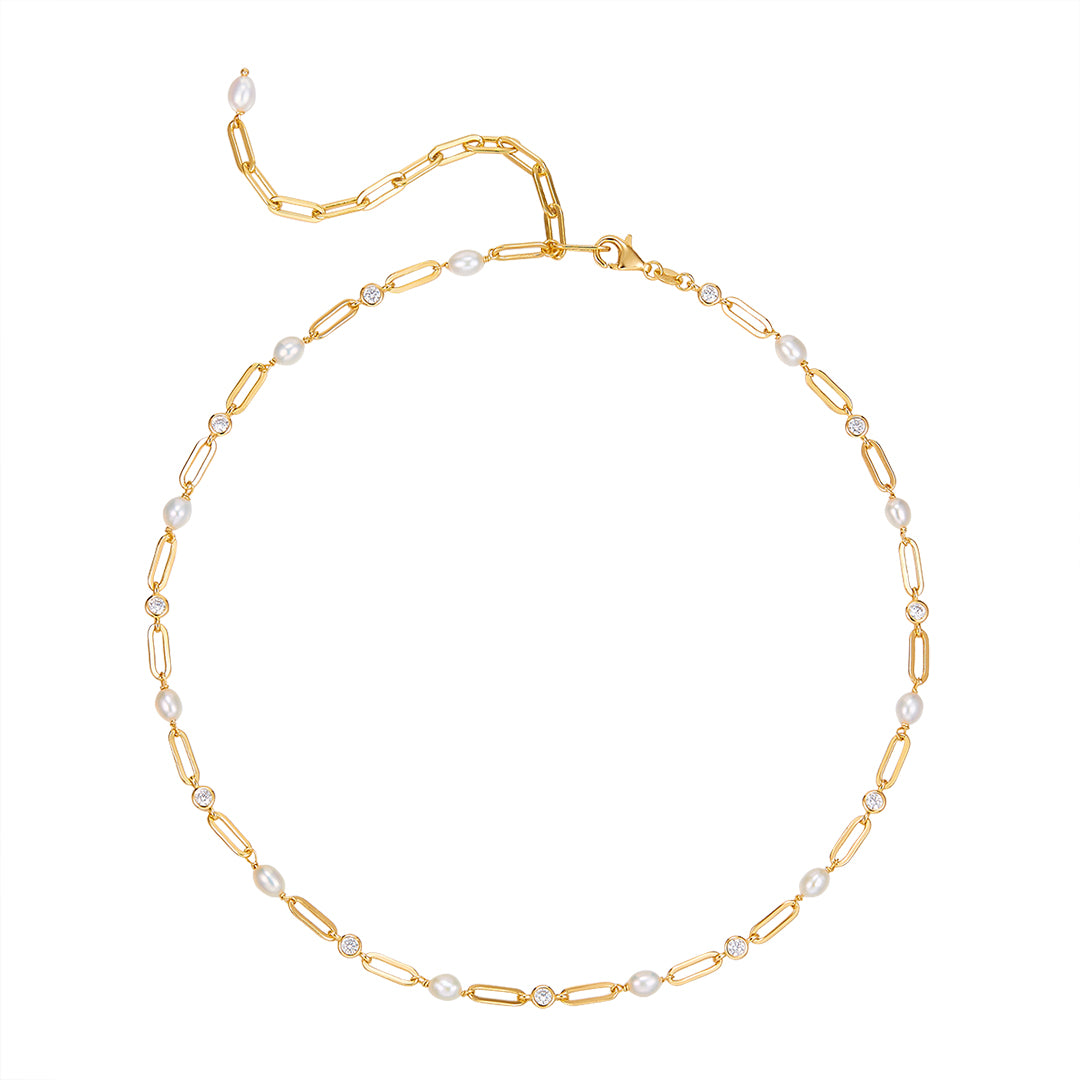 VERA DESIGN Nexus Divine Pearl gyllt silfurhálsmen með zirkonia