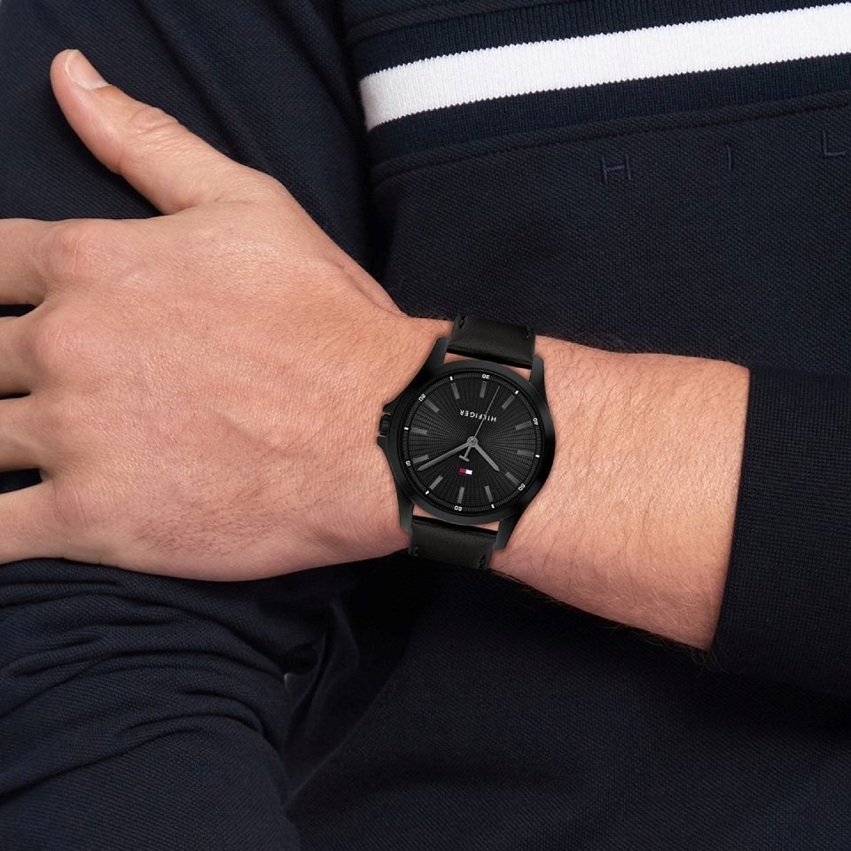 TOMMY HILFIGER 43mm