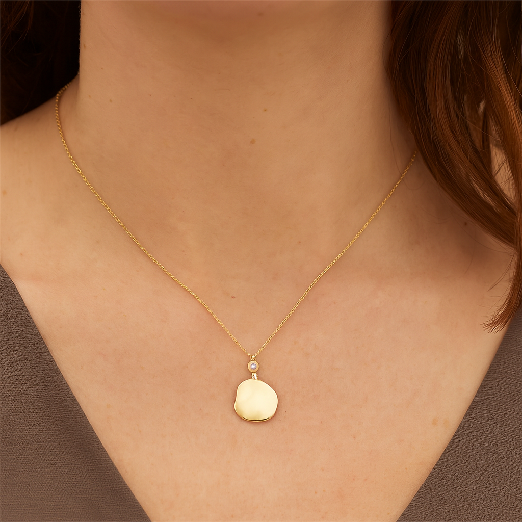 Gullhálsmen 14kt með 0.005ct demanti
