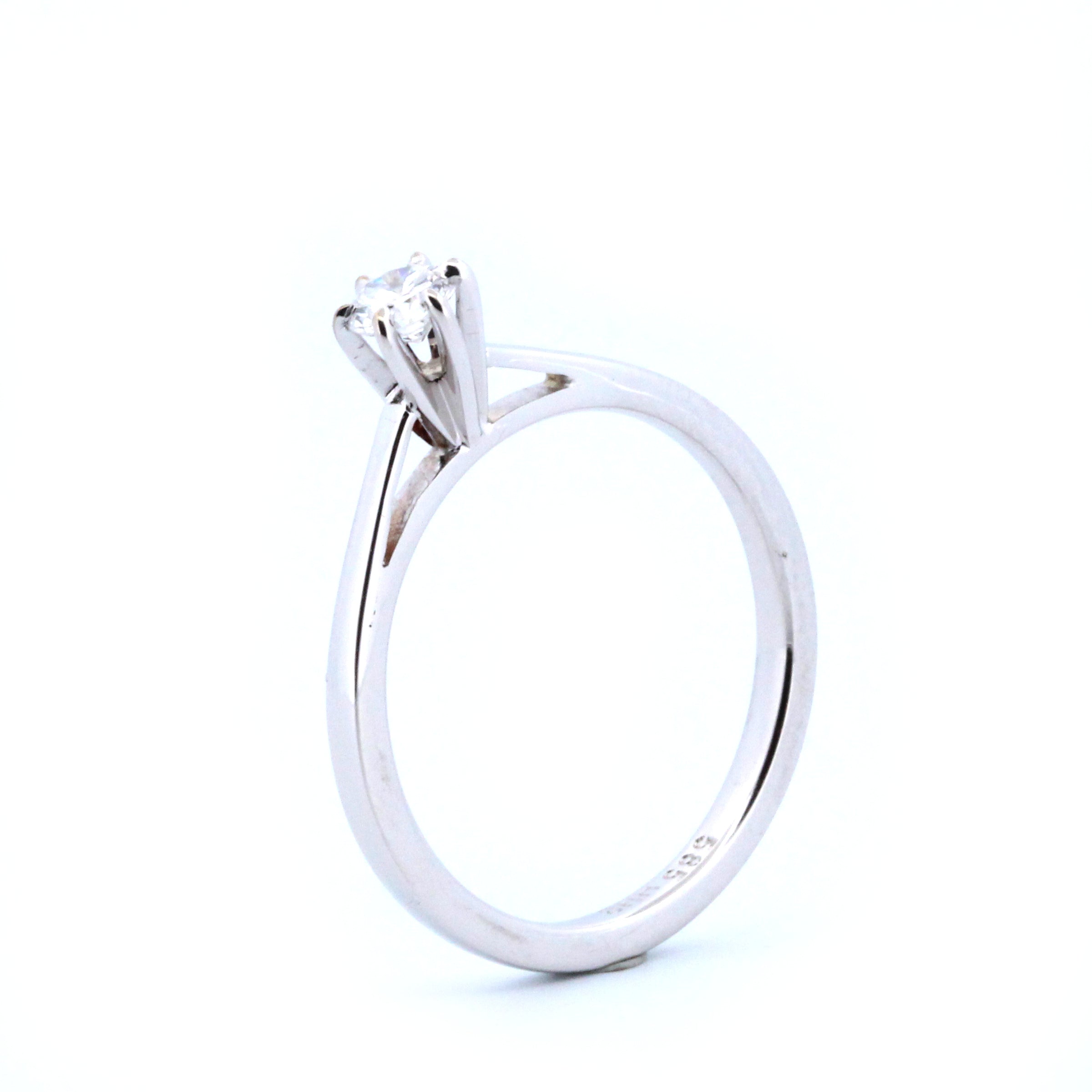 LAUPUR 14k Hvítagulls einbaugur með 0.25ct lab demanti