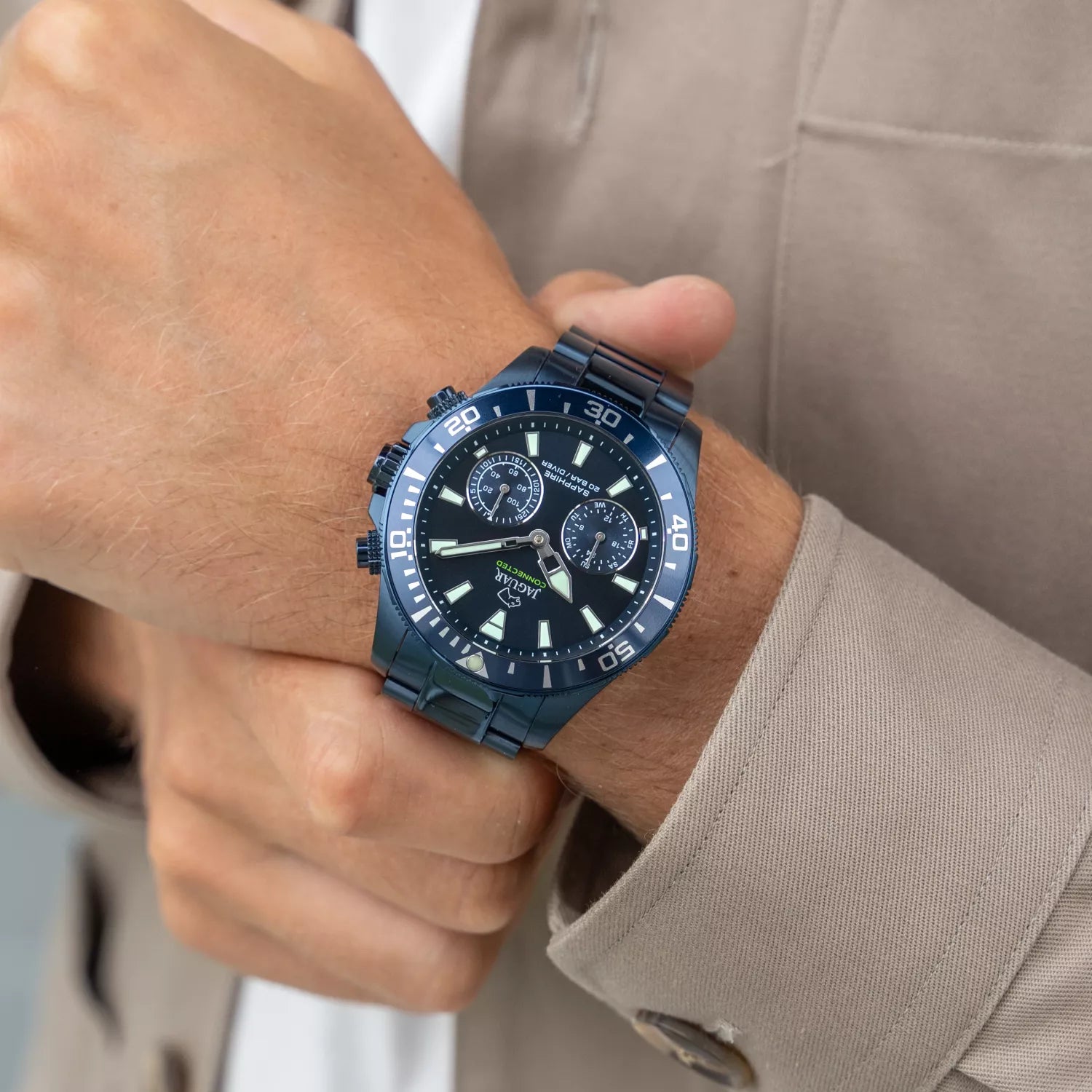 JAGUAR Connected Executive Diver 46mm