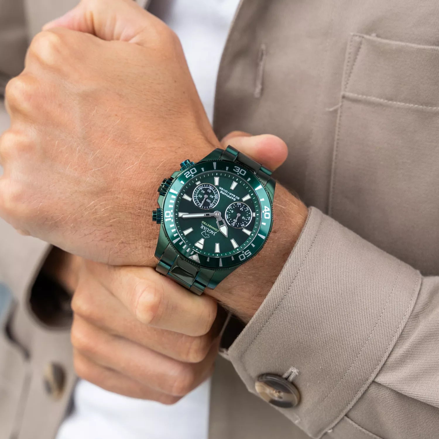 JAGUAR Connected Executive Diver 46mm