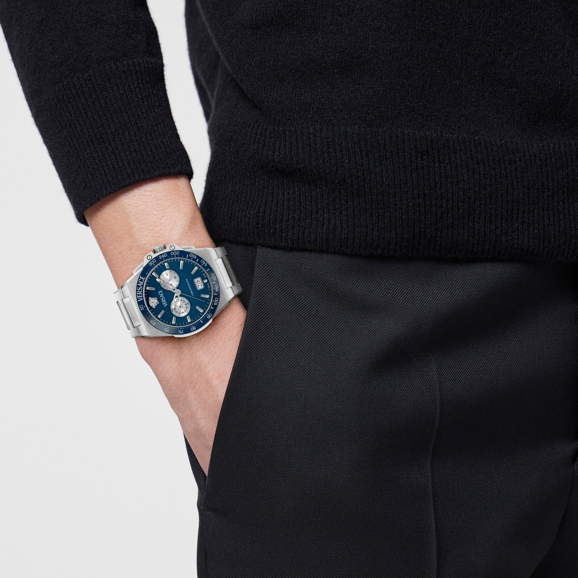 VERSACE Greca Reaction Chronograph 43mm VE5N00326