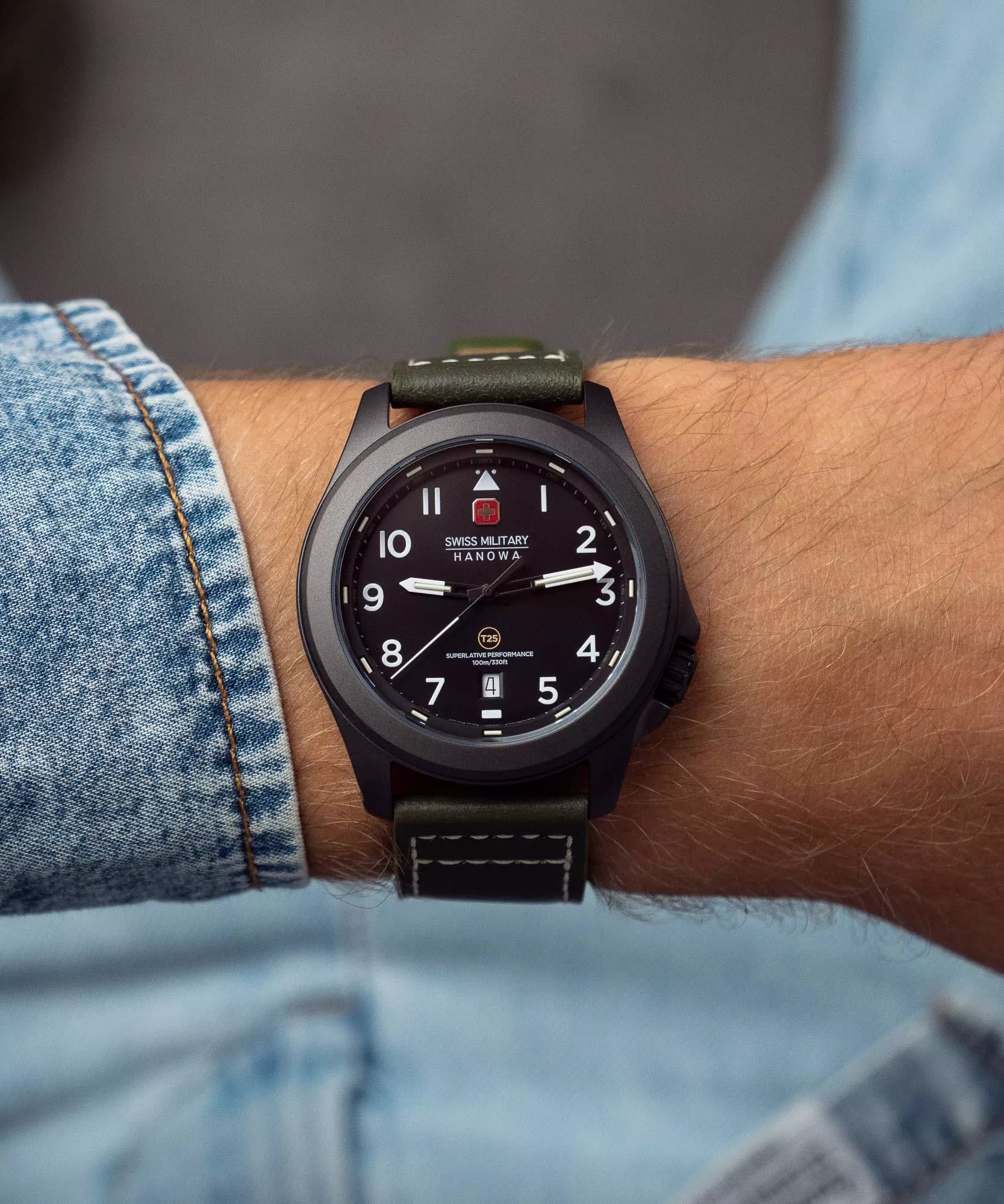 SWISS MILITARY HANOWA Fieldmaster Tritium 42mm