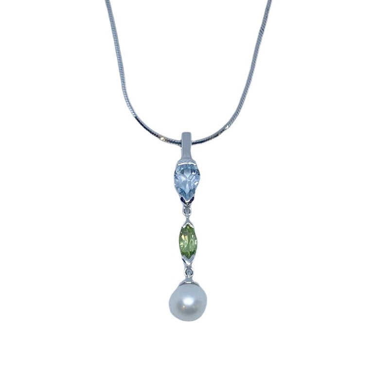 Gullhálsmen Aquamarine, Peridot og perla