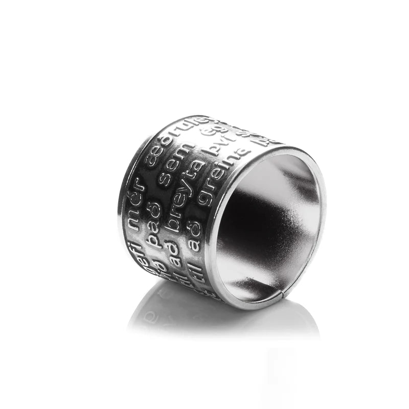 VERA DESIGN Serenity Oxyderaður hringur með æðruleysisbæn